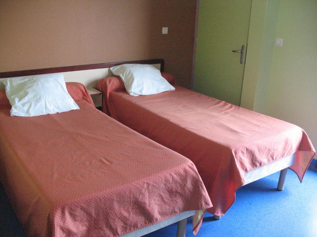 Home Du Buisson Hotel Des Familles 伊泽尔 外观 照片